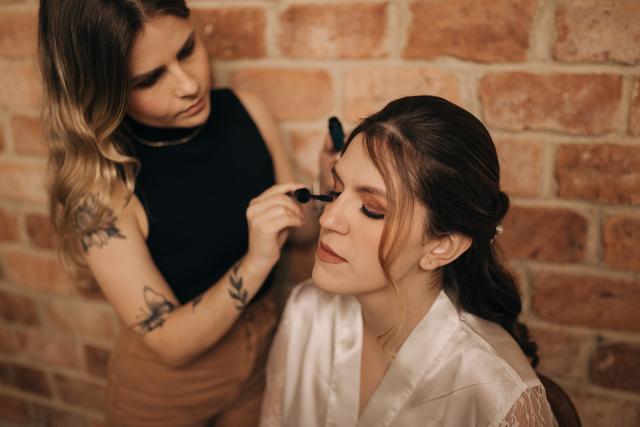 Júlia Torres Beauty Artist - 4