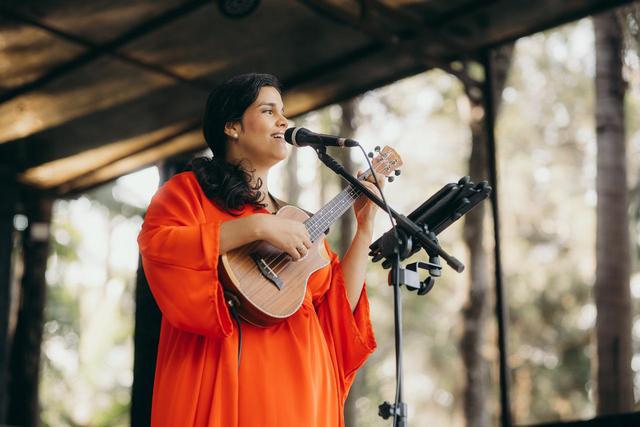 Cordas de Lari - Voz e Ukulele - 1