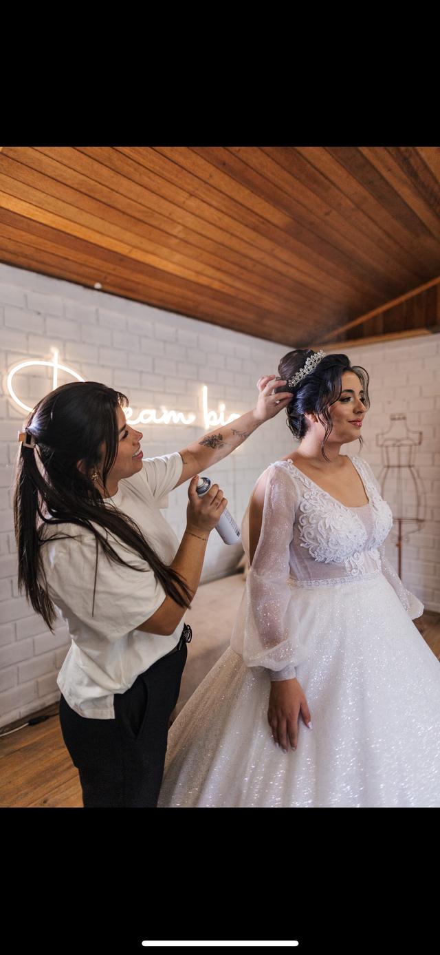 Jenifer Sousa Hairstyle - 2