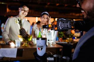 Amuse Bartenders - 5