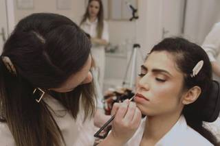Aline Mattos - Makeup Artist - 11