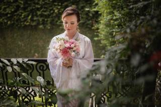 Gabriela Flores - 17