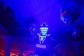 Robô de LED Tático - 7