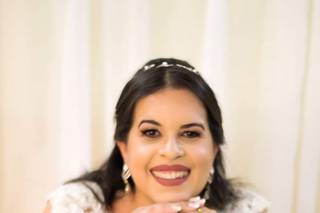 Leticia Muniz Makeup - 1
