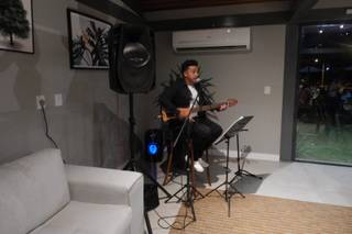 Lenilson Mazzoni Voz e Violão - 8