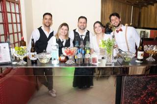 Old Fashioned Bartender - 5