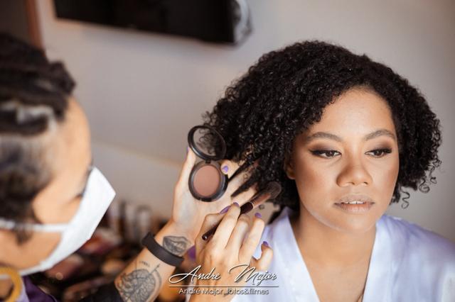 Dani Goes Beauty Artist - 1