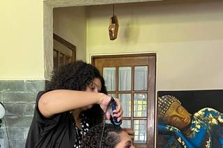 Rhuana Hairstylist - 35