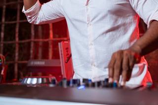 Zezus DJ - 16