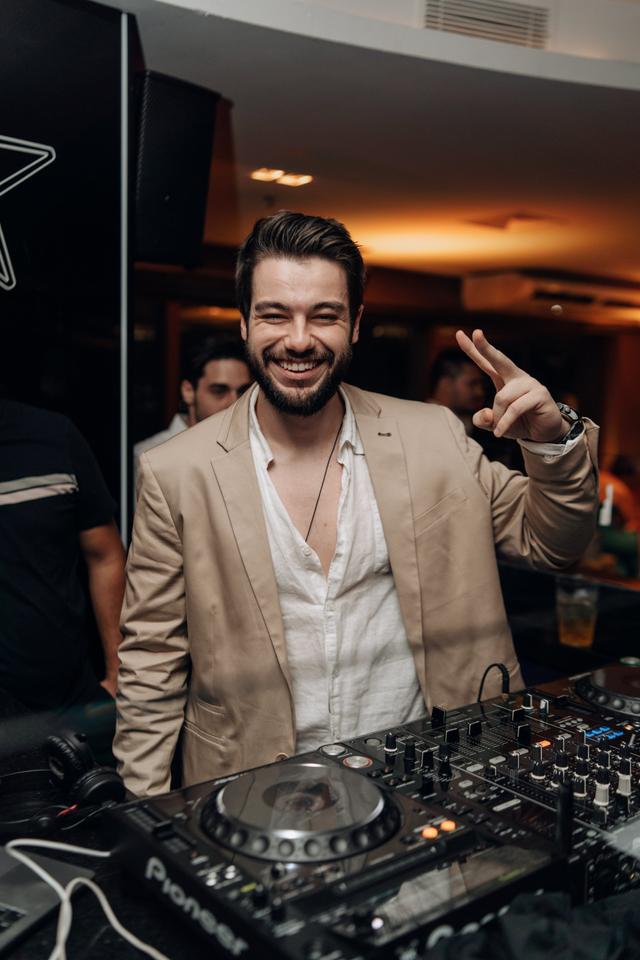 DJ Sir Vibe - 1