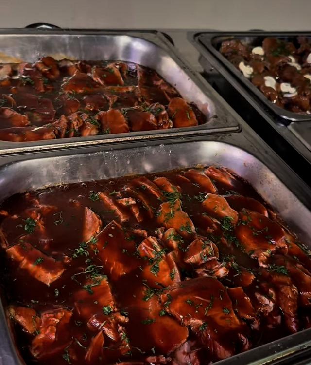 Golden Buffet - 2