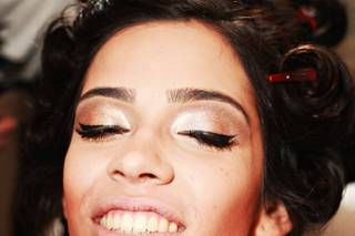 Thiago Xavier - Make up & Hair Artist - 29