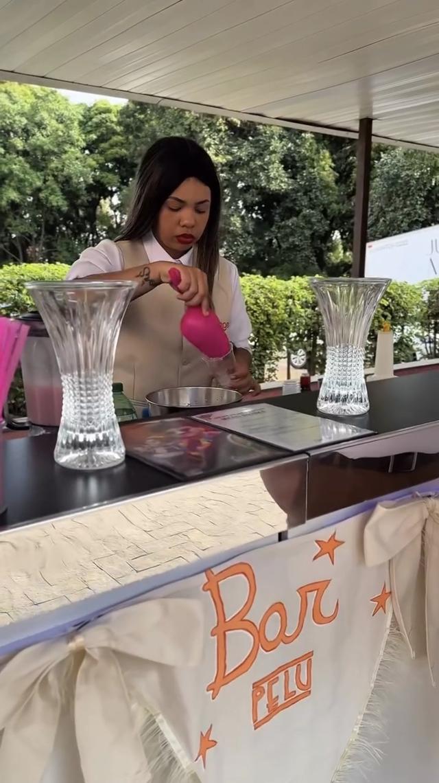 Lounge Bartenders - 3