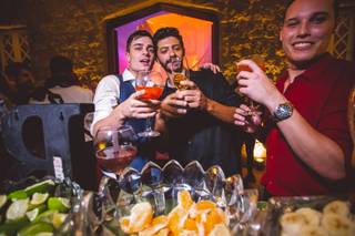 Lola's Bar - 5