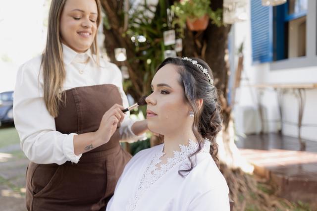 Karla Costa Makeup - 1