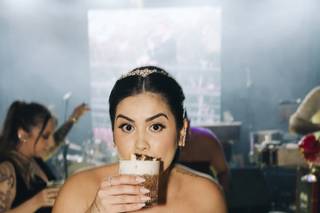 Drink & Cheers - 9