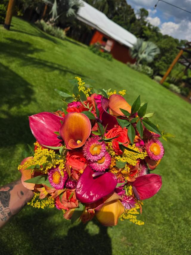 Novo Florescer - Buquês de Noiva e Decoração - 2