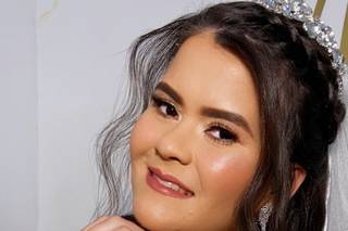 Nívea Rodrigues Maquiagem e Penteado - 9