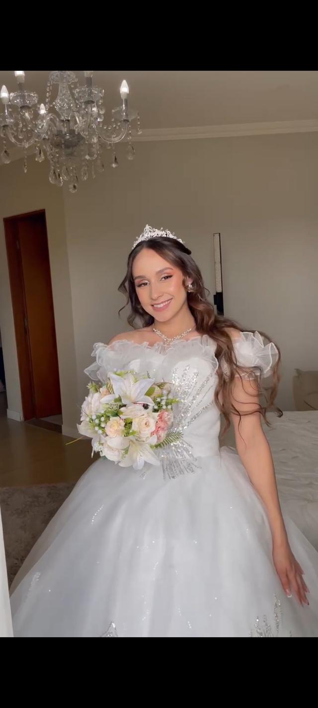 Clara Botelho Beauty Center - 1