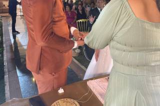 Angela Karla Ferreira - 12