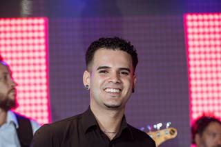 Banda B38 - 11