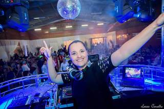 DJ Juliene Carvalho - 11