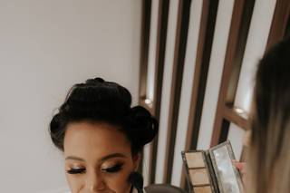 Tatiane Ribeiro Maquiagem e Penteado - 17