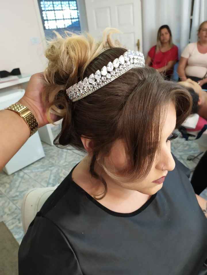 Teste de Penteado e Maquiagem - 1