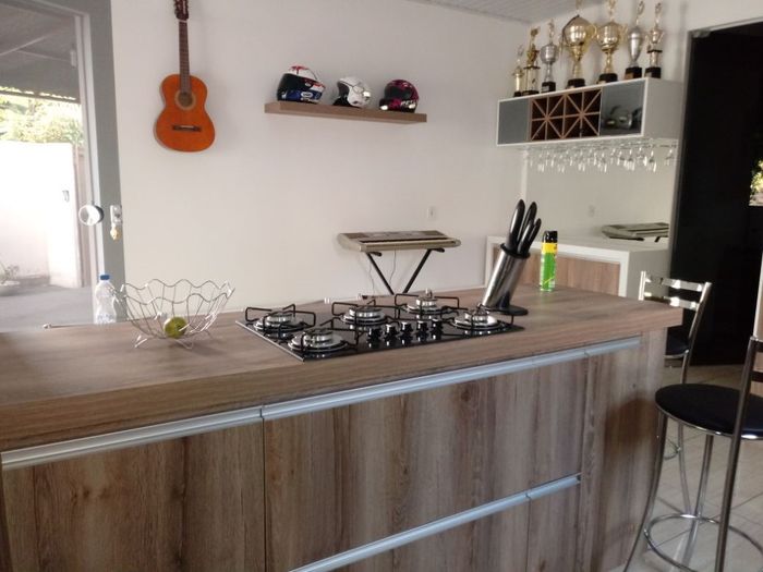Visão entrada/cozinha: