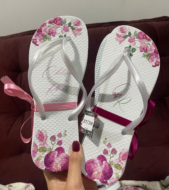 Quantas Lembrancinhas ter no casamento - totem, bem casado, chinelos - 04 dias para o casamento 5
