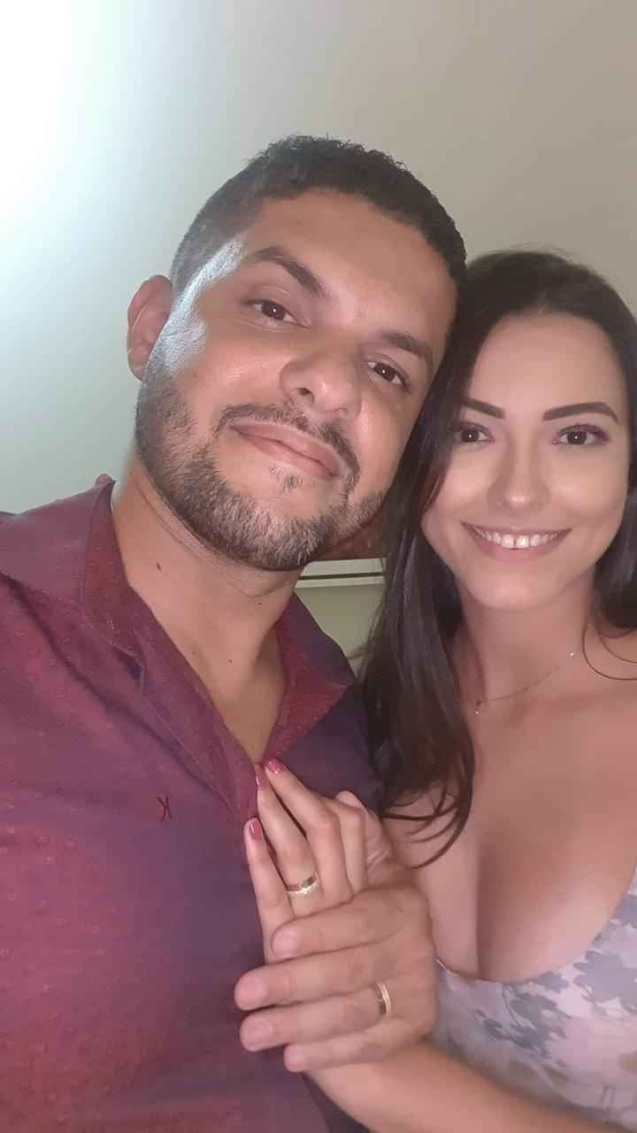📸 Poste uma foto exibindo o seu anel de noivado ou aliança de casamento - 2