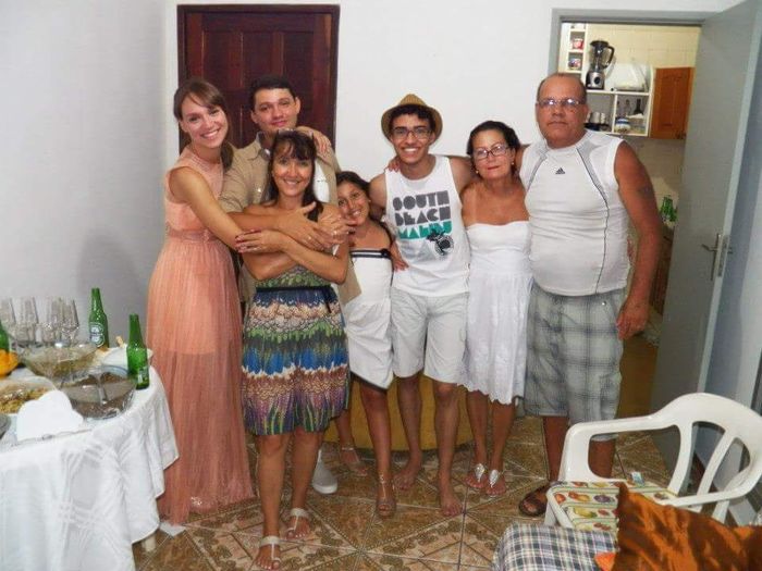Vestido de noivado tem que ser branco? - 1