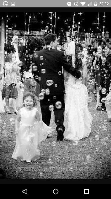 Casamento [estela] - saída dos noivos - bolhas de sabão - 1