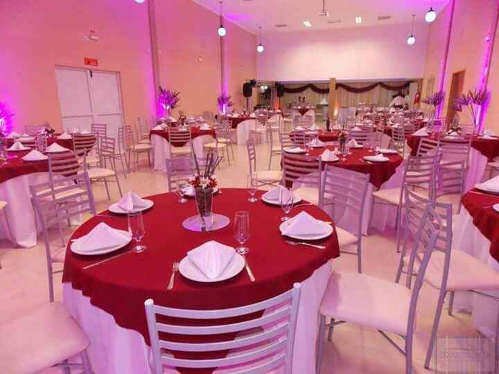 Decoração  branca e vermelha - 2