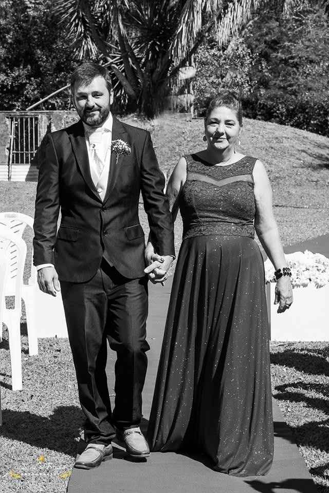 noivo e a mãe 
