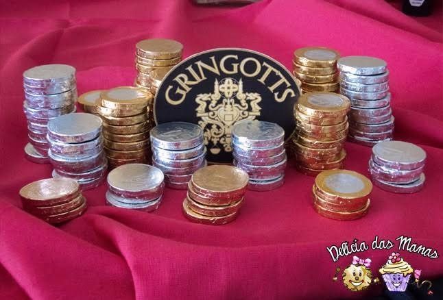 Inspiração do Banco Gringotts com moedas de chocolate!