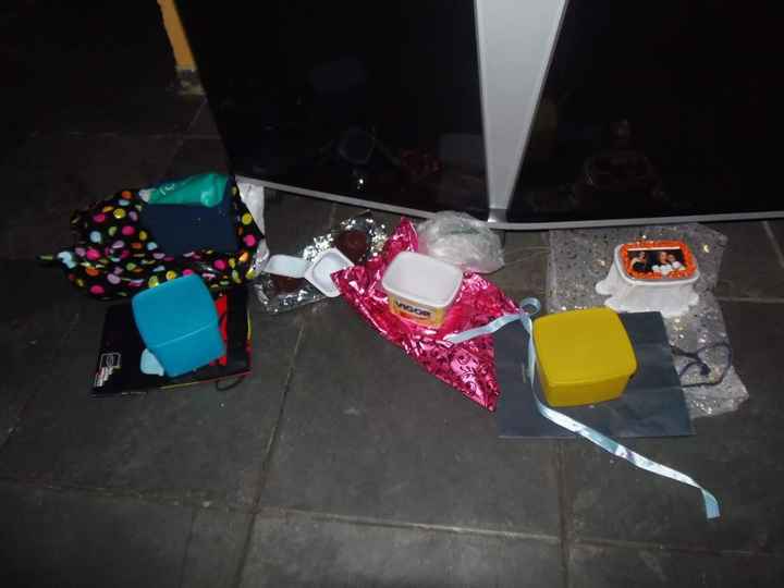 Primeiro me deram esses presentes kkkkkkk