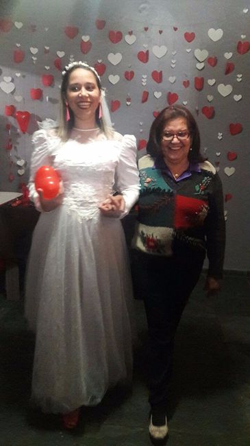 Me fizeram treinar com a minha mãe, pois vou entrar com ela na igreja kkkkkk