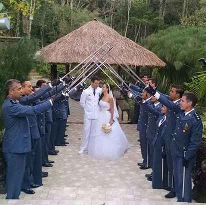 Fotografia de noivos do dia - noivo militar, noiva maravilhosa 30/06/2015 - 2