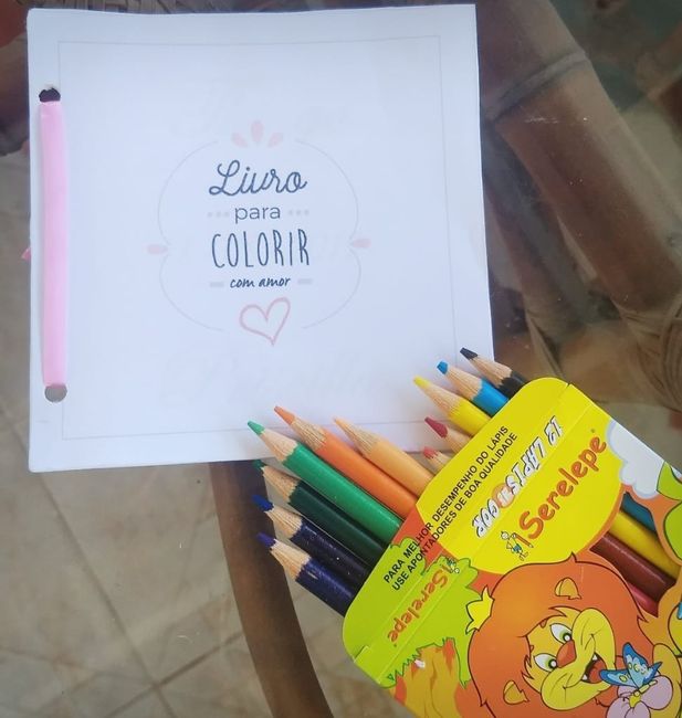 Livrinho para colorir!