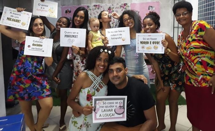 Todo mundo gostou das plaquinhas, adivinha quem fez? EU!! kkkk