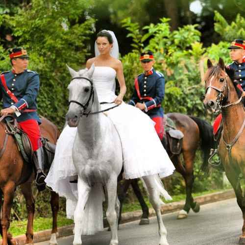 4. Entrada a cavalo