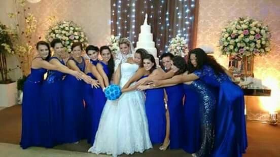 Todas as madrinhas vestidas! mas teve cores repetidas! - 1