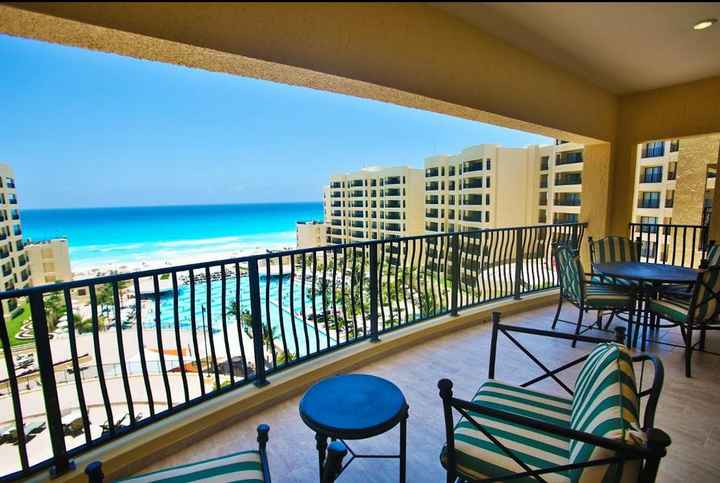Royal Sands