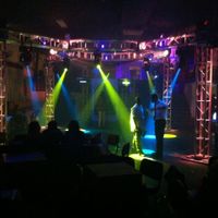 estrutura de iluminção pista de dança