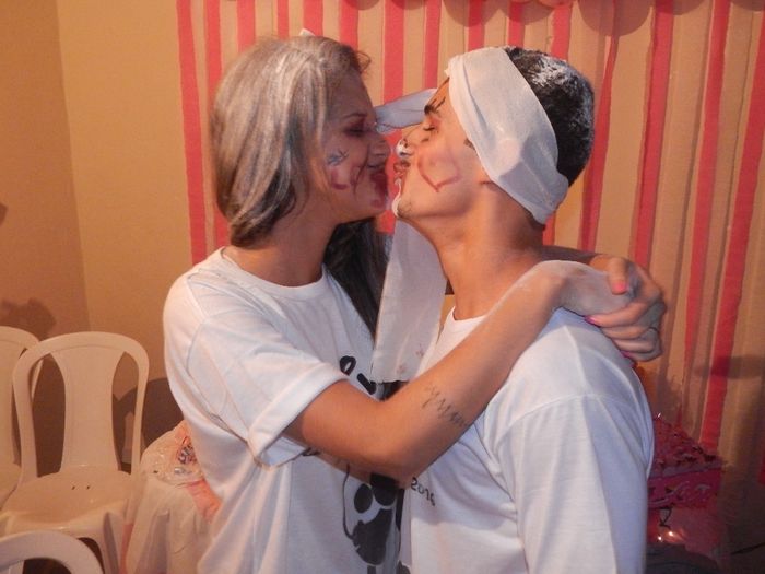 Beijinhos sujinhos kkkk !