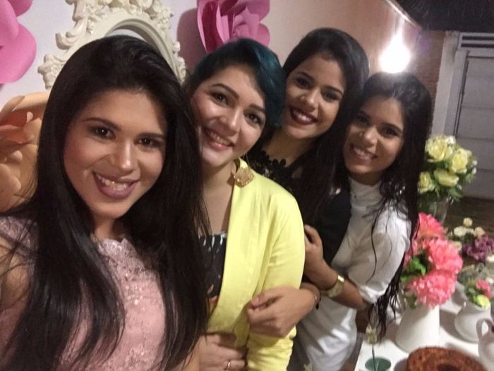 Minhas 3 madrinhas lindas, me ajudaram mt