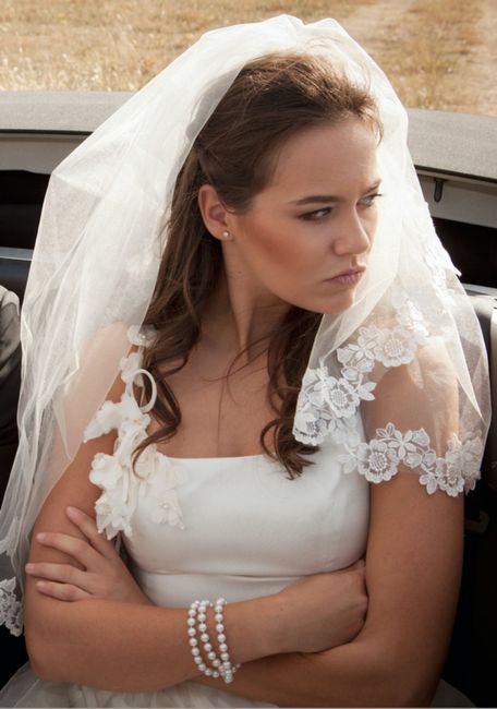Bridezilla cria contrato com 37 regras para madrinhas: Você assinaria? 1