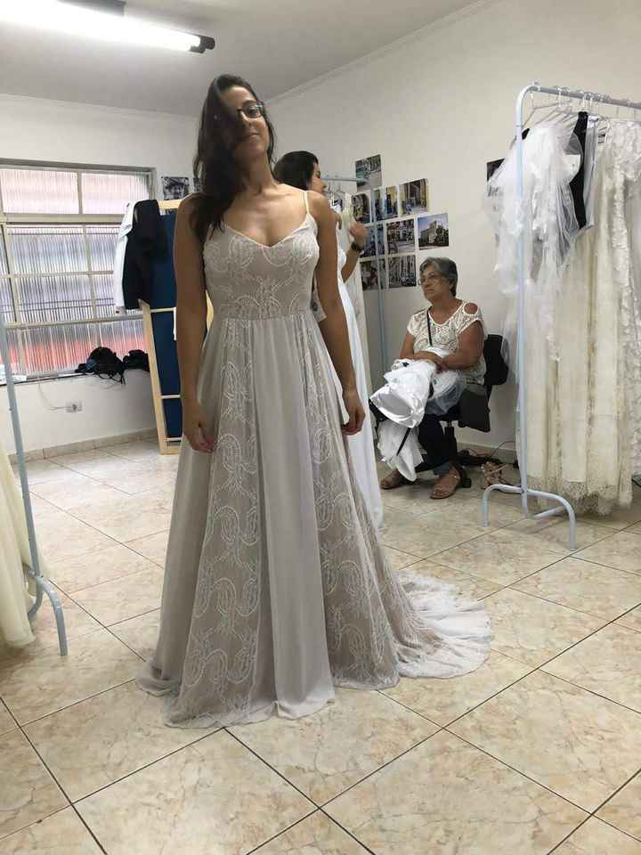 Provei ao vivo os vestidos do o Amor é Simples - 3
