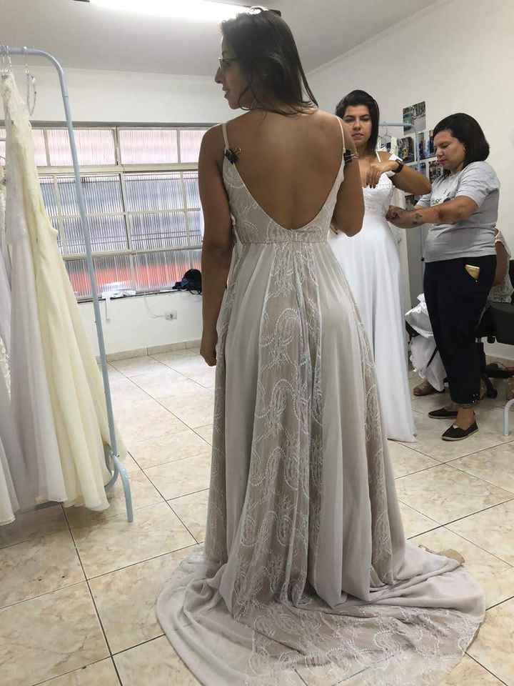 Provei ao vivo os vestidos do o Amor é Simples - 5